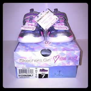 Skechers Girl  Spirit sprintz  size 7 new in box